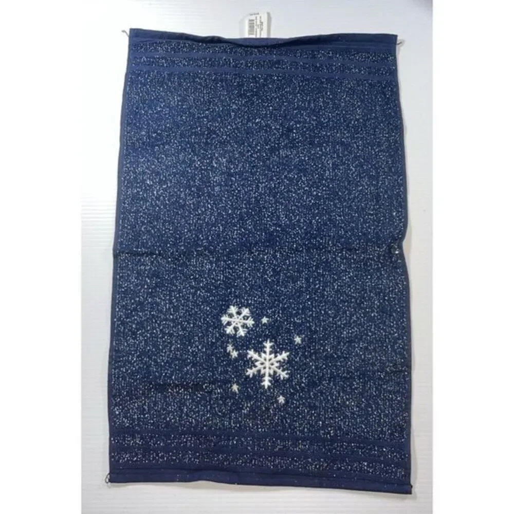 Vtg. Santens Christmas Embroidered‎ Snowflake Blue Towel NWT 16x26